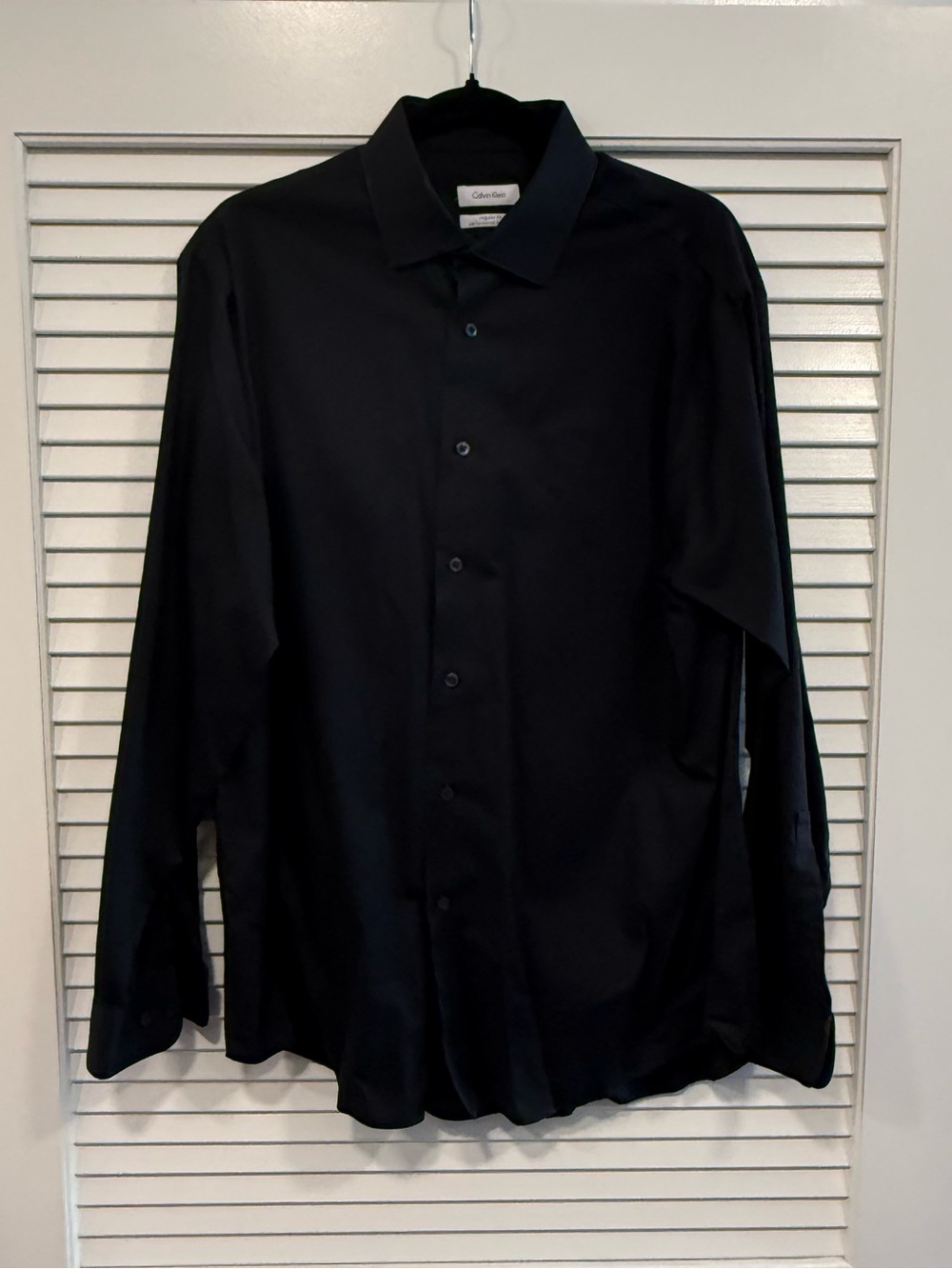 Calvin Klein Men’s Large Dress Shirt (2 for sale)